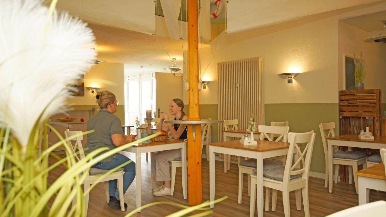 F-1010 Strandhaus Moenchgut Bed&Breakfast Dz 27 Terrasse, Strandnah, Inkl Fruehstueck Lobbe Eksteriør bilde